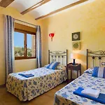 3382 Cambra Villa *